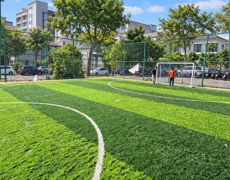Harga Rumput Sintetis Futsal per Meter dan per Lapangan