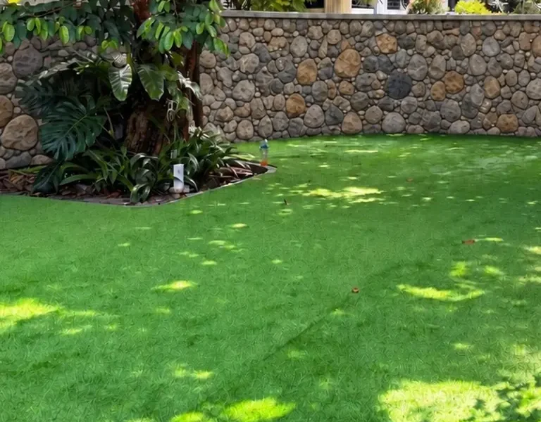 Jual Rumput Sintetis Ngawi untuk Lapangan Futsal, Rumah Makan & Rumah